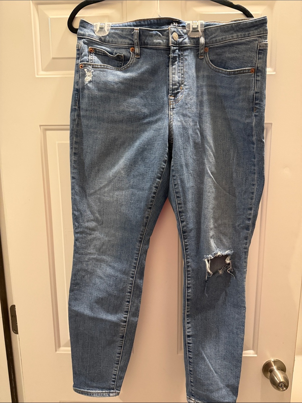 Women’s Blue Distressed Stretch Jeans